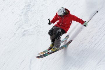 Welche Versicherung kommt bei einem Skiunfall in Frage?