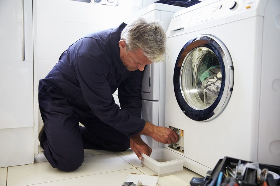 Ausgelaufene Waschmaschine Hausratversicherung