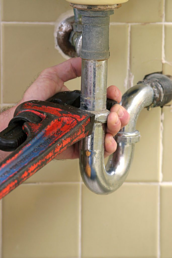Leitungswasserversicherung: Ableitungsrohr einer Wasserversorgung