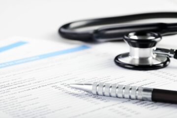 Private Krankenzusatzversicherung – Beginn des Versicherungsfalls bei “gedehnten Sachverhalten”