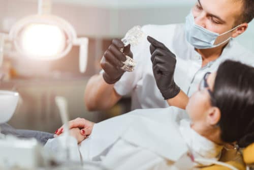 Berufshaftpflichtversicherung eines Zahnarztes - Direktanspruchs eines geschädigten Patienten?