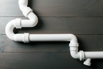 Leitungswasserversicherung – Leistungskürzung bei Nichtanzeige eines Hausleerstandes