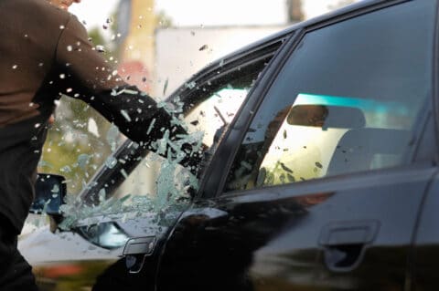 Teilkaskoversicherung - Erstattungsfähigkeit von Vandalismusschäden an einem Kfz