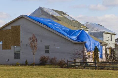 Wohngebäudeversicherung - Voraussetzungen für versicherten Sturmschaden