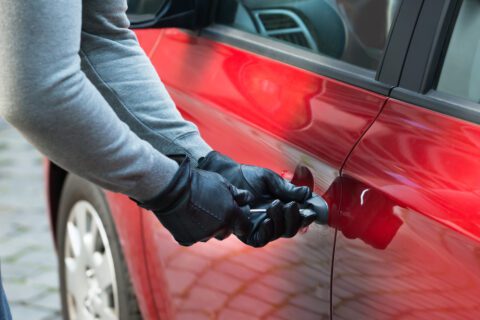Vollkaskoversicherung – Fahrzeug durch Freund gestohlen